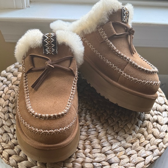 UGG Disquette Alpine Slipper Women’s 8 - Picture 1 of 4